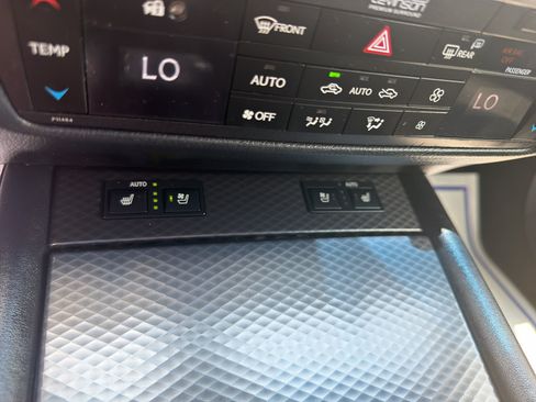Used 2017 Lexus GS 350 F Sport w/ Preferred Accessory Package RWD image 17