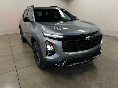 New 2026 Chevrolet Equinox RS w/ Convenience Package III FWD image 1