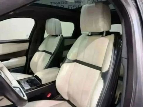Used 2018 Land Rover Range Rover Velar First Edition image 24
