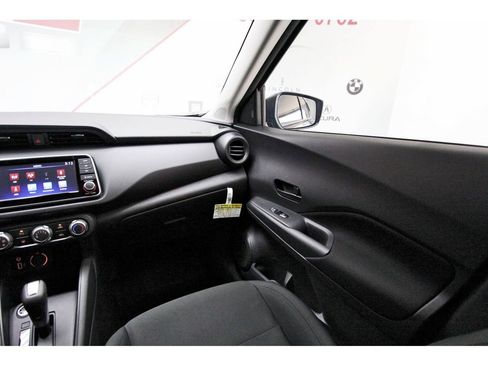 Certified 2025 Nissan Kicks Play S FWD image 8
