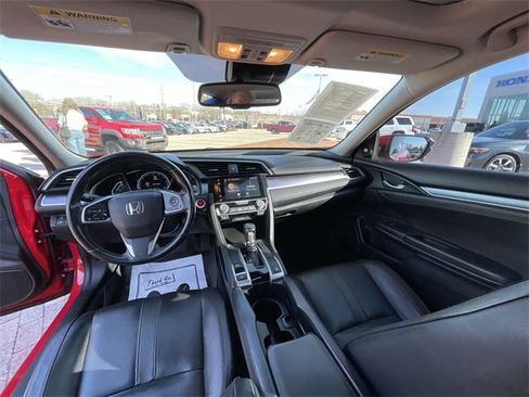 Used 2016 Honda Civic Touring image 19