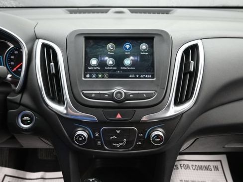 Used 2019 Chevrolet Equinox LT FWD image 15