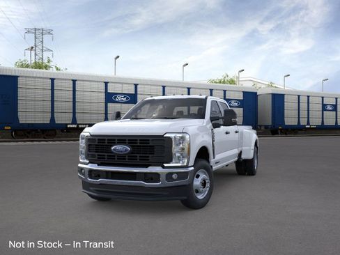 New 2026 Ford F350 XL image 2