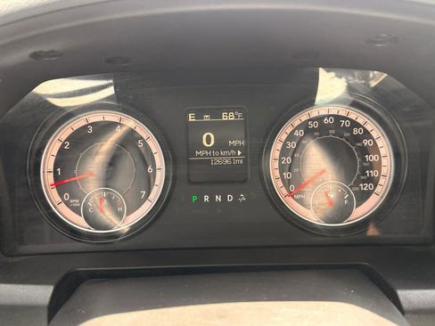 Used 2017 RAM 1500 Express w/ Express Value Package AWD/4WD image 26