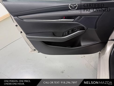 Certified 2025 MAZDA MAZDA3 s FWD image 19