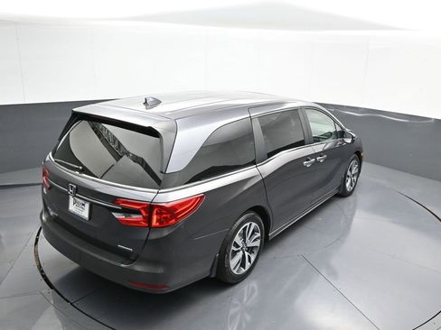 Certified 2022 Honda Odyssey Touring image 40