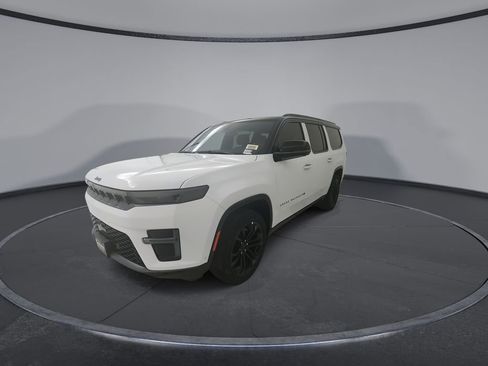 New 2026 Jeep Grand Wagoneer L Summit image 4