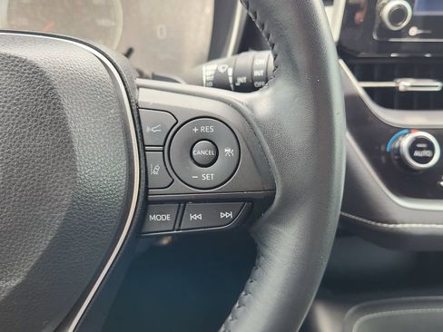 Used 2022 Toyota Corolla SE FWD image 33