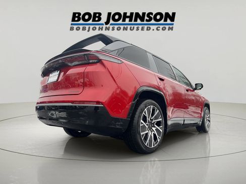 Used 2025 Jeep Wagoneer S Limited image 7