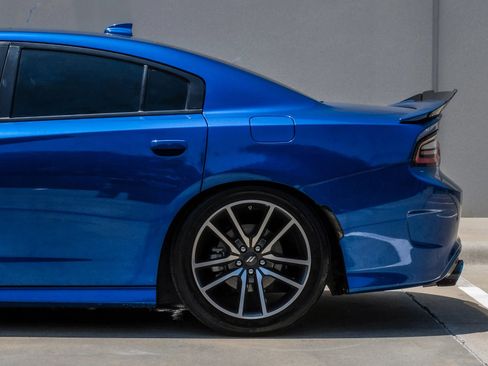Used 2022 Dodge Charger R/T w/ Plus Group RWD image 19