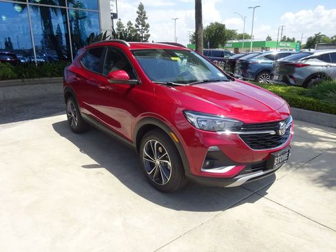 Used 2021 Buick Encore GX Select FWD image 1