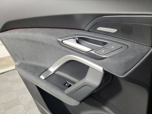 New 2026 Audi SQ5 Premium Plus AWD/4WD image 17