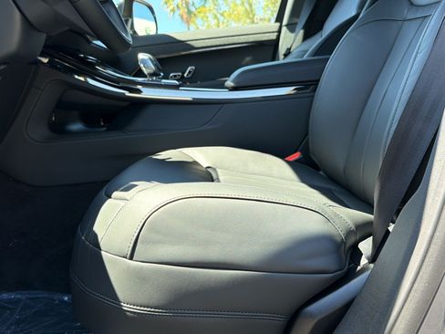 New 2026 Land Rover Range Rover Sport Dynamic SE AWD/4WD image 5