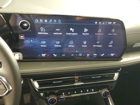 New 2026 Chevrolet Traverse LT image 18