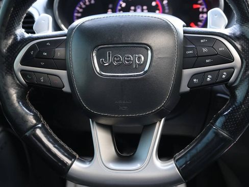 Used 2017 Jeep Grand Cherokee SRT AWD/4WD image 18