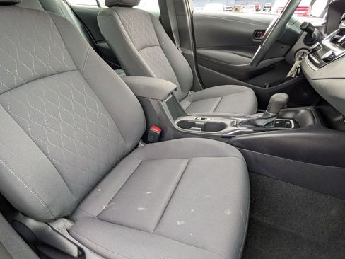 Used 2024 Toyota Corolla LE image 31