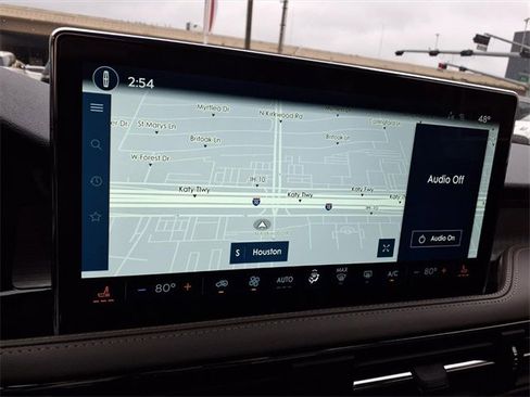 New 2026 Lincoln Corsair Premiere image 13