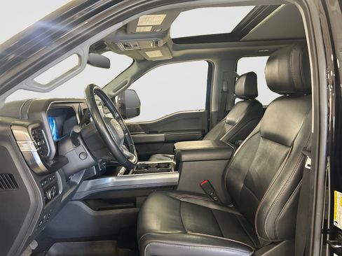 Used 2023 Ford F250 Lariat w/ Black Appearance Package AWD/4WD image 11