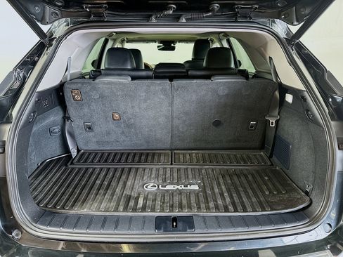 Used 2021 Lexus RX 350L Premium w/ Premium Package image 26