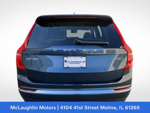 Certified 2023 Volvo XC90 B6 Plus w/ Protection Package image 4