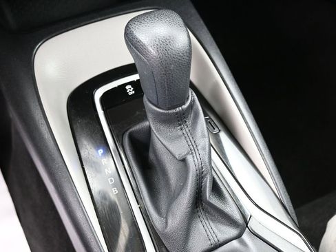 Used 2025 Toyota Corolla LE FWD image 29