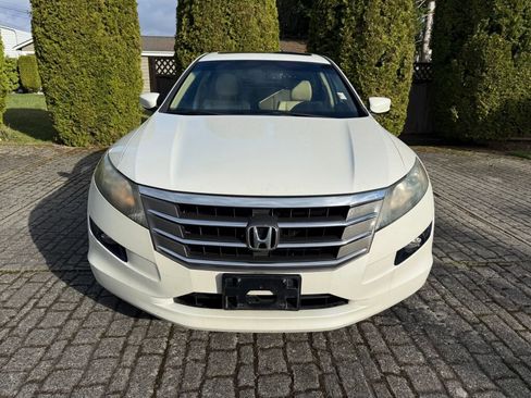 Used 2011 Honda Crosstour EX-L image 2
