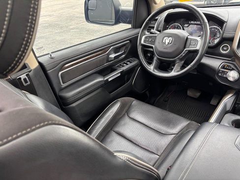 Used 2020 RAM 1500 Laramie AWD/4WD image 13