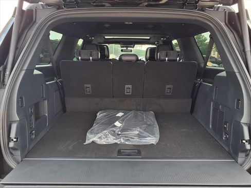 New 2026 Ford Expedition Max Platinum w/ Stealth Appearance Package AWD/4WD image 28
