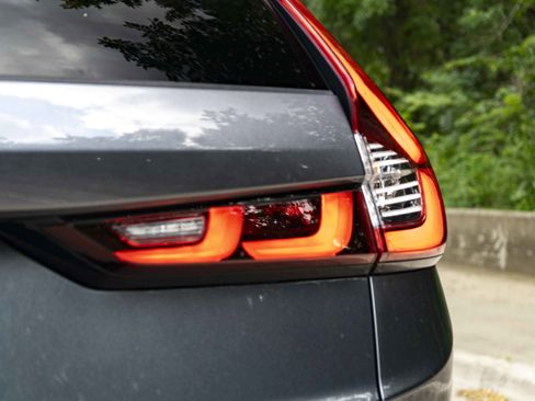 Used 2024 Honda CR-V EX-L image 13