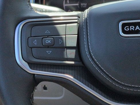 New 2026 Jeep Grand Wagoneer Summit w/ Premium Group III AWD/4WD image 13