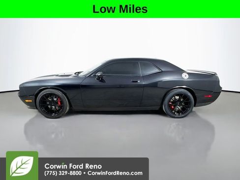 Used 2009 Dodge Challenger SRT8 image 4