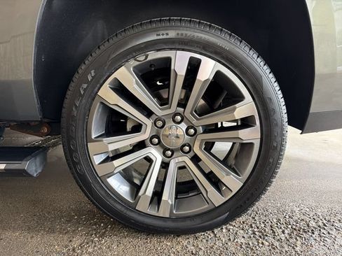 Used 2018 GMC Yukon Denali w/ Denali Ultimate Package AWD/4WD image 10