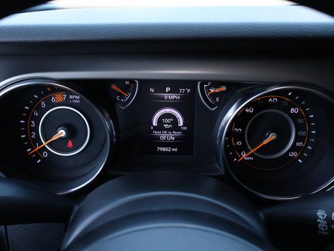 Used 2019 Jeep Wrangler Unlimited Sport AWD/4WD image 15