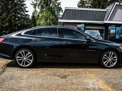 Used 2020 Chevrolet Malibu Premier FWD image 14