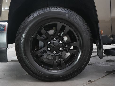 Used 2014 Chevrolet Silverado 1500 LT w/ All Star Edition AWD/4WD image 28