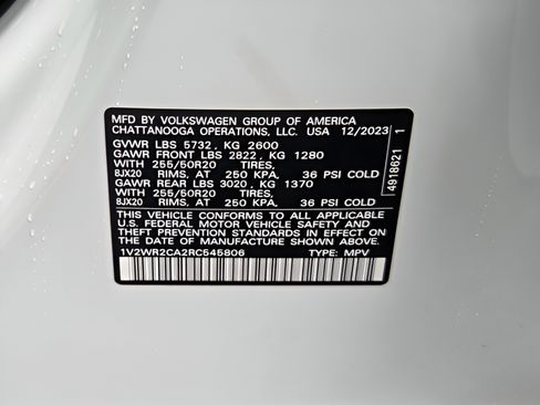 Certified 2024 Volkswagen Atlas SE FWD image 28