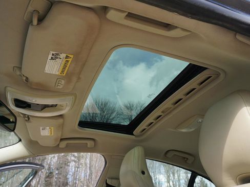 Used 2014 Volvo S60 T5 w/ Climate Package AWD/4WD image 17
