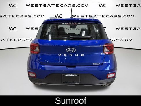 Used 2023 Hyundai Venue SEL image 7