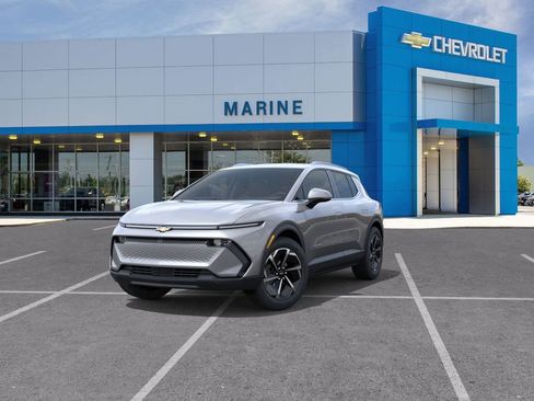 New 2026 Chevrolet Equinox EV LT FWD image 8