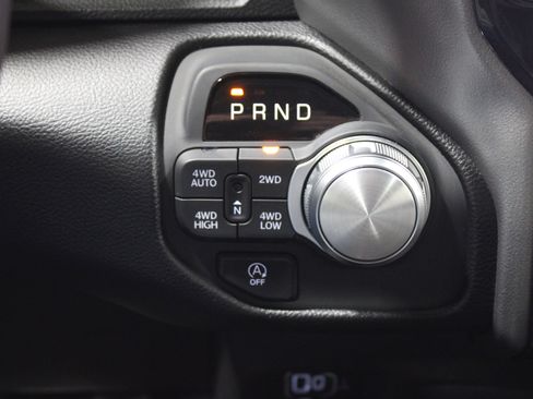 Used 2025 RAM 1500 Laramie image 21