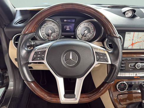 Used 2015 Mercedes-Benz SLK 350 image 19