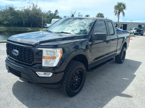 Used 2022 Ford F150 XL w/ STX Appearance Package AWD/4WD image 3