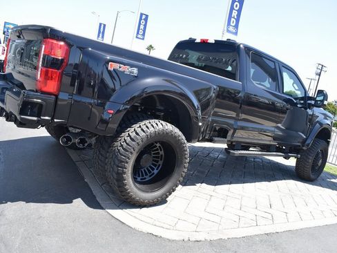 Used 2025 Ford F450 Lariat w/ FX4 Off-Road Package image 2