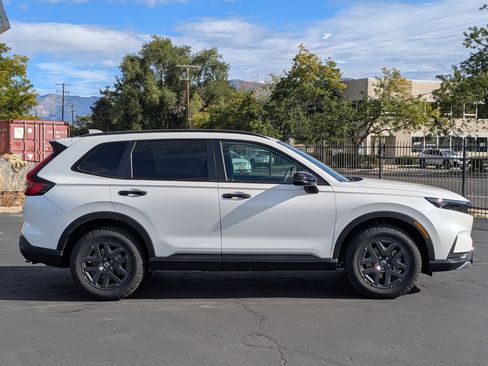 New 2026 Honda CR-V TrailSport image 2