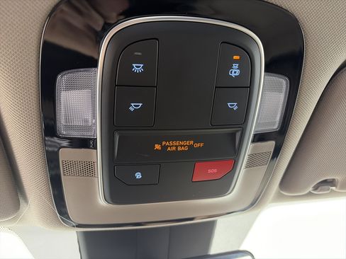 Certified 2023 Hyundai Santa Fe SEL w/ Cargo Package AWD/4WD image 39