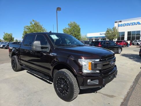 Used 2018 Ford F150 XLT w/ Equipment Group 302A Luxury AWD/4WD image 3