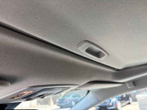 Used 2021 Toyota Sienna XLE FWD image 7