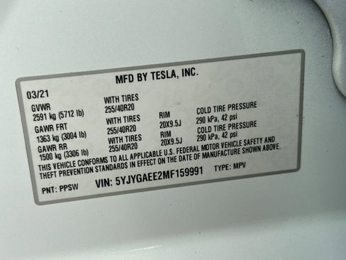 Used 2021 Tesla Model Y Long Range image 35