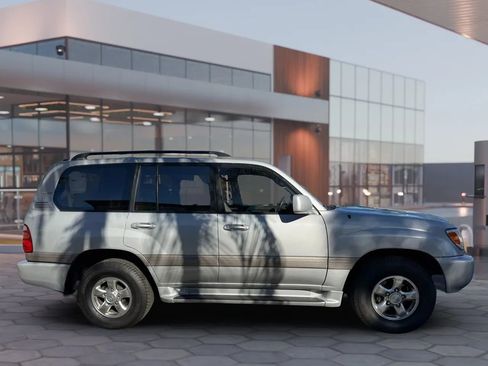 Used 2002 Toyota Land Cruiser image 7