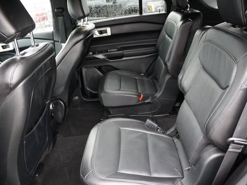 Certified 2020 Ford Explorer Limited AWD/4WD image 17